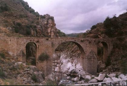 Puente romano de Barba del Puerco
